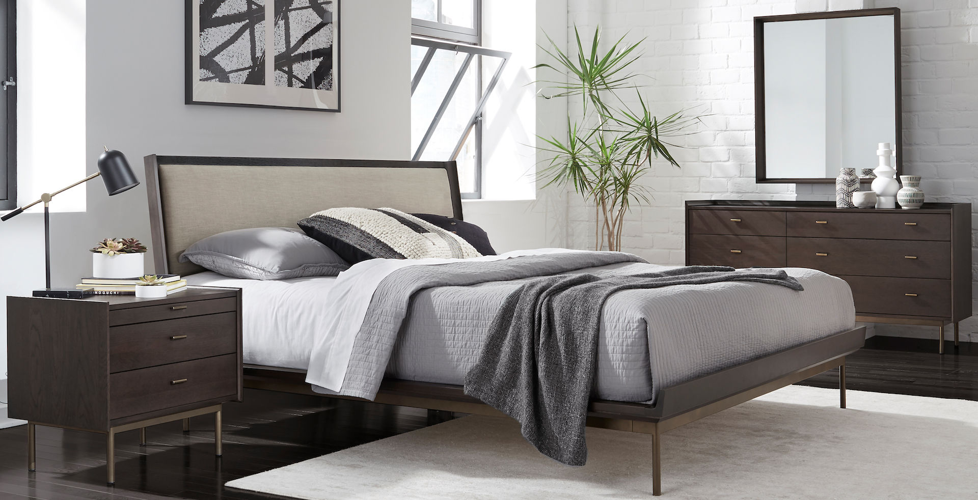 Strada Bedroom Home Page.jpg